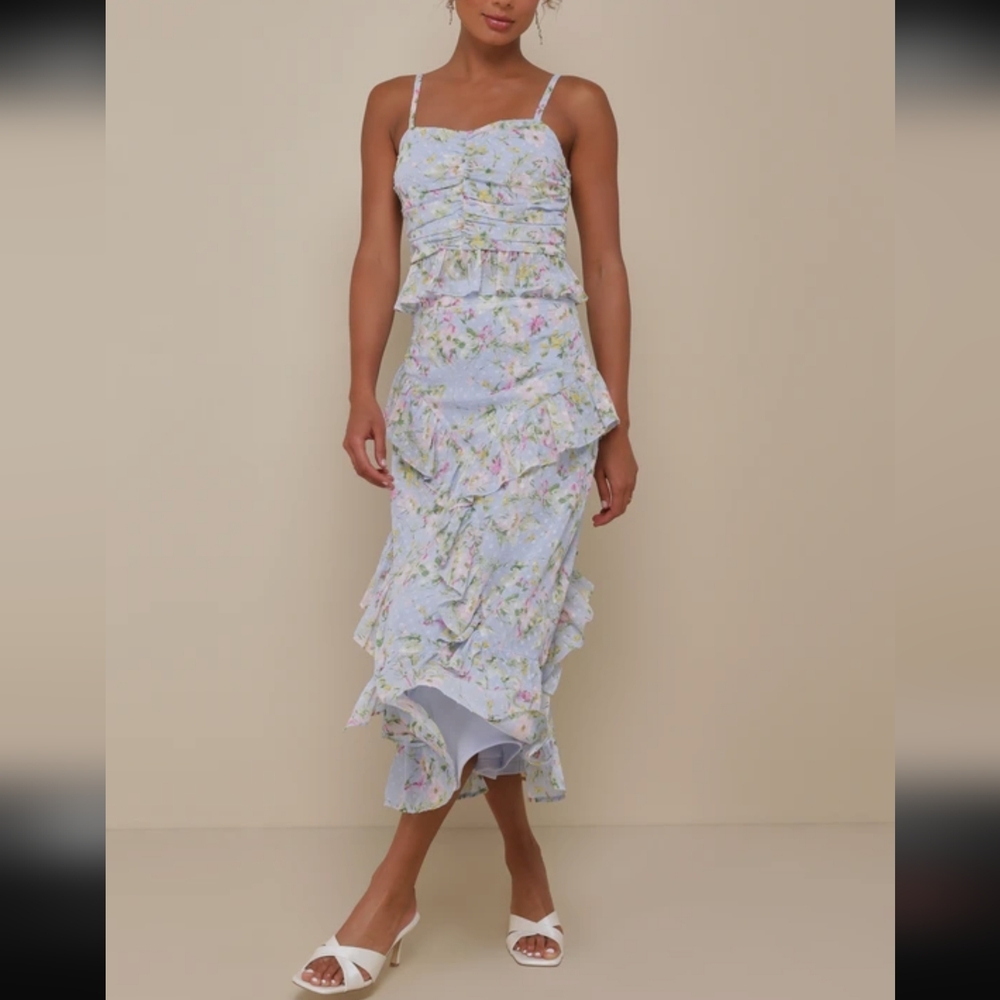 NWOT Lulus Easily Beloved Light Blue Floral Ruched Ruffled Top & Skirt Outfit